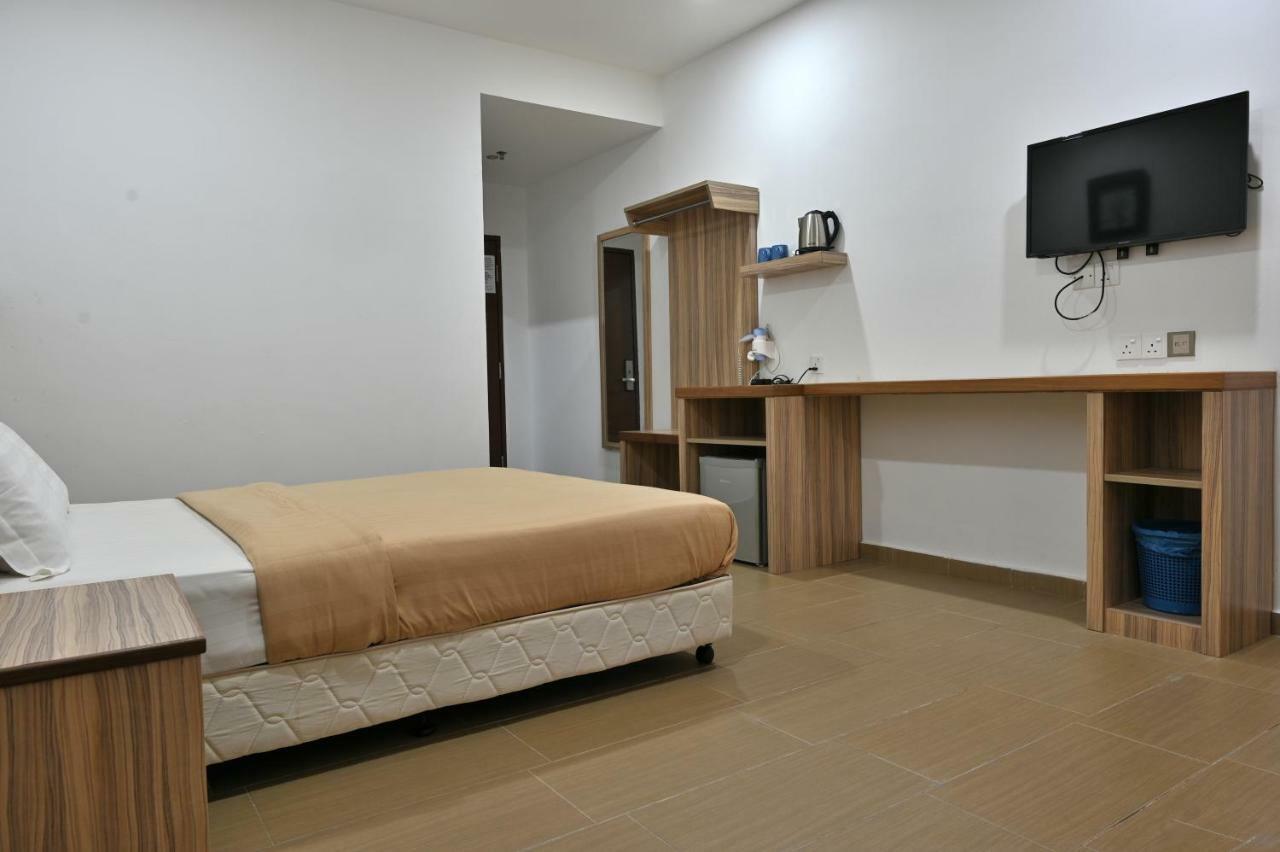 Cenang View Hotel Pantai Cenang  Exterior photo
